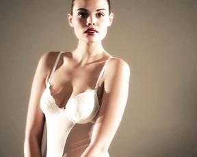 Naked Model on Stage - Rec Video