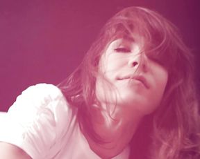 Naked on Stage - Room Full Frontal Girl