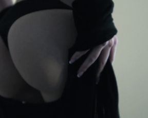 Nude Art - Clothes are Beads