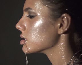 Nude Art - Gold Trap of the Star