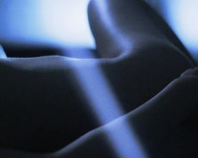 Nude Art - Hands Of Blue