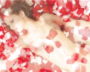 Nude Art - Kisse and Rose