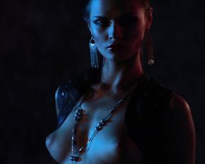 Nude Art Girl - Naked Fashion Video