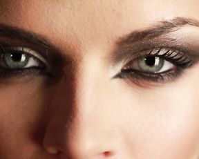 Nude Art Girl - Naked Fashion Video