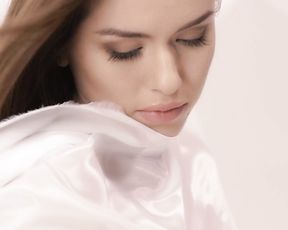 Nude Art Girl - White Label Session