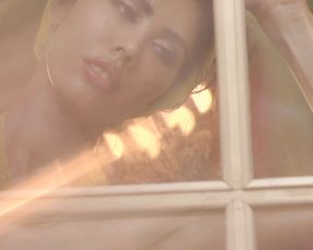 Nude Art Stage - Heat Water