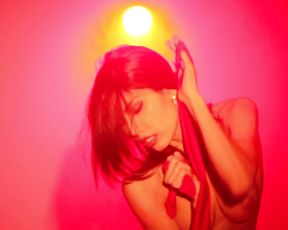 Nude Art Studio - Red Antract