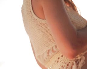 Nude Art Video - Gold Sand and Girl