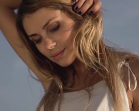 Nude Art Video - Silicone Sea