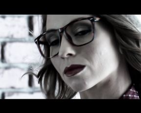 Sex Girls Posing for Photos