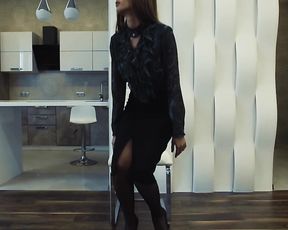 Short Erotic Film - Taya Vais - Knock