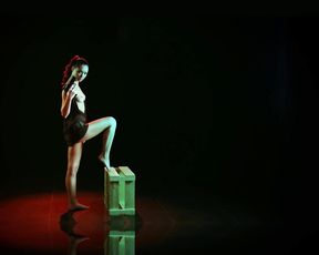 Topless Video - Girl Shoots