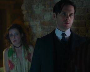 Lola Dubus nude - TN 1-3(2021) TV episode