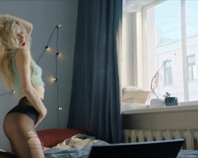 Elena Tronina, Lukerya Ilyashenko hot - Happy End s01e07 (2021) TV episode