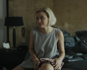Julia Goldani Telles - The Girlfriend Experience s03e07 (2021) TV show