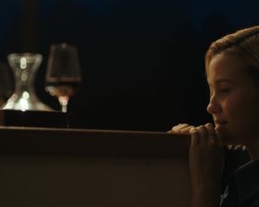 Julia Goldani Telles sexy - The Girlfriend Experience s03e06 (2021) TV movie scene