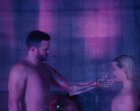 Julia Goldani Telles sexy - The Girlfriend Experience s03e06 (2021) TV movie scene