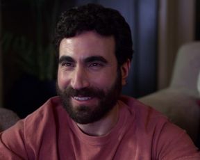 Georgia Gagen sexy - Ted Lasso s02e01 (2021) TV movie scene