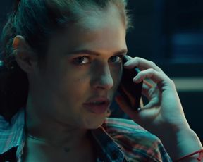 Julia Kijowska nude - Rysa s01e01-08 (2021) TV movie