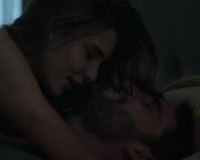 Camila Sodi, Macarena Achaga hot- Luis Miguel The Episode (Luis Miguel La Episode) s02e08 (2021) TV episode