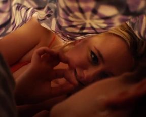 Amy Deasismont, Julia Lyskova Juhlin naked - Thunder in My Heart s01e01e03e04e07e08 (2021)