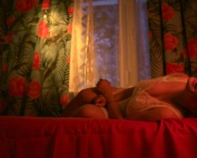 Angelina Strechina, Irina Pegova hot thriller scene - Kitchenblock s01e06 (2021) TV movie