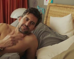 Bettina Lamprecht nackte - Nestwochen (2021)