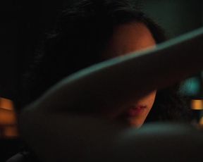 Olivia Scott Welch, Kiana Madeira, Julia Rehwald sexy - Fear Street Part 1 1994 (2021)