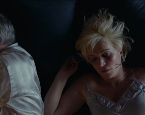 Matilde Gioli, Manuela Morabito nude - Va bene cosi (2021)