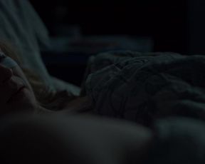 Catherine Chabot nude - The Guide to the Perfect Family (2021) hot scene