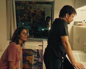 Anne Schafer - Die Toten von Marnow s01e03-04 (2021) celeb sexy scene