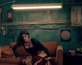 Alexandra Daddario – Die in a Gunfight (2021) Celebrity Sex Scene