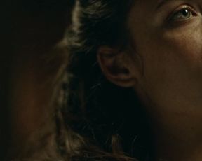 Mia Tomlinson - The Lost Pirate Kingdom s01e03 (2021) celebrity booby video