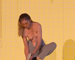 Laura Roberta Kuhr nackte - Die Herrmannsschlacht (2020)