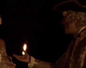 Laureline Romuald nude - Eloge du sein des femmes (2021) oops boobs scene