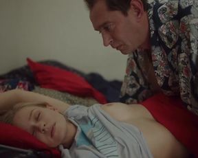 Viktoriya Isakova, Yuliya Peresild nude- Troe (2020)