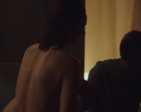 Viktoriya Isakova, Yuliya Peresild nude- Troe (2020)