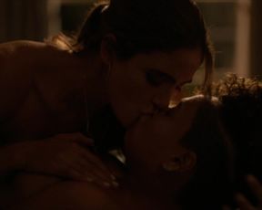 Rosanny Zayas, Arienne Mandi nude- The L Word Generation Q s02e01 (2021) lesbian sex scene