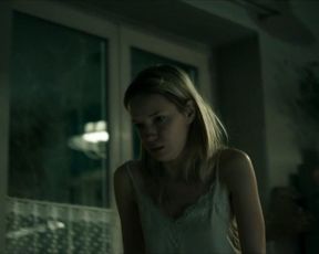 Paulina Galazka nude - K 1-6-7 (2021) sex scene and hot