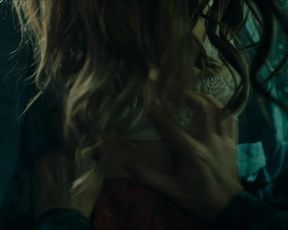 Amanda Campana, Maria Fernanda Candido â Bastardi a mano armata (2021) actress booby video