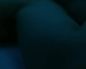 Lily-Rose Depp, Chante Adams sexy - Voyagers (2021) hot scene