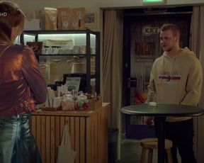 Iris Mareike Steen, Larissa Sophie Romer – Gute Zeiten, schlechte Zeiten e7147 (2020) celebrity sexy scene