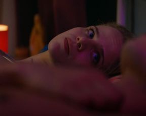 Lili Epply - 90_ (2019) actress booby video