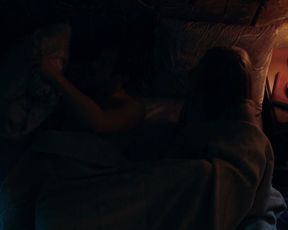 Amanda Seyfried, Natalia Dyer â Things Heard & Seen (2021) Celebs Nude Scene