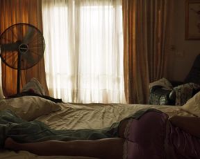 Isabella Licht Delgado, Lina Vanessa Nieto - Dogwashers (2020) actress boobed scene