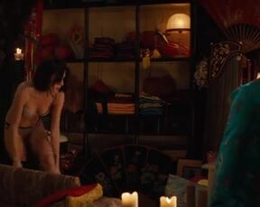 Roser Tapias sexy, Paula Malia, Julia Lara sexy - L'última nit del karaoke s01 (2021) Hot TV Show scenes