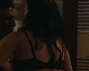 Ashley Reyes sex. Walker s04e07 (2024) Short Sex TV show scene