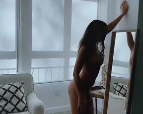 Sensuality in front of the mirror