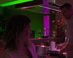 Barbora Mottlová nude, Pavla Gajdosíková, Gabriela Heclová nude. Extraktori s01e02e05e06 (2023) Nudity Scenes