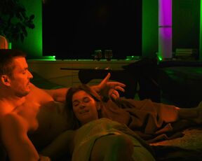 Barbora Mottlová nude, Pavla Gajdosíková, Gabriela Heclová nude. Extraktori s01e02e05e06 (2023) Nudity Scenes